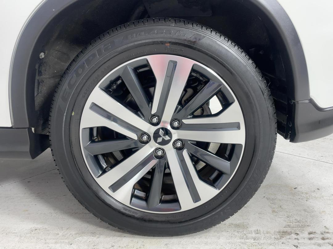 Photo '11' of Mitsubishi ASX