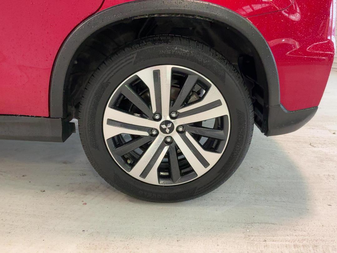 Photo '11' of Mitsubishi ASX