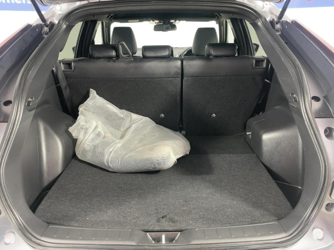 Photo '14' of Mitsubishi Eclipse Cross
