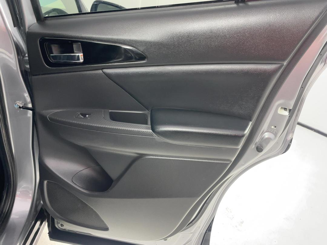 Photo '19' of Mitsubishi Eclipse Cross