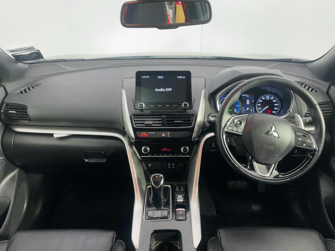 Photo '17' of Mitsubishi Eclipse Cross