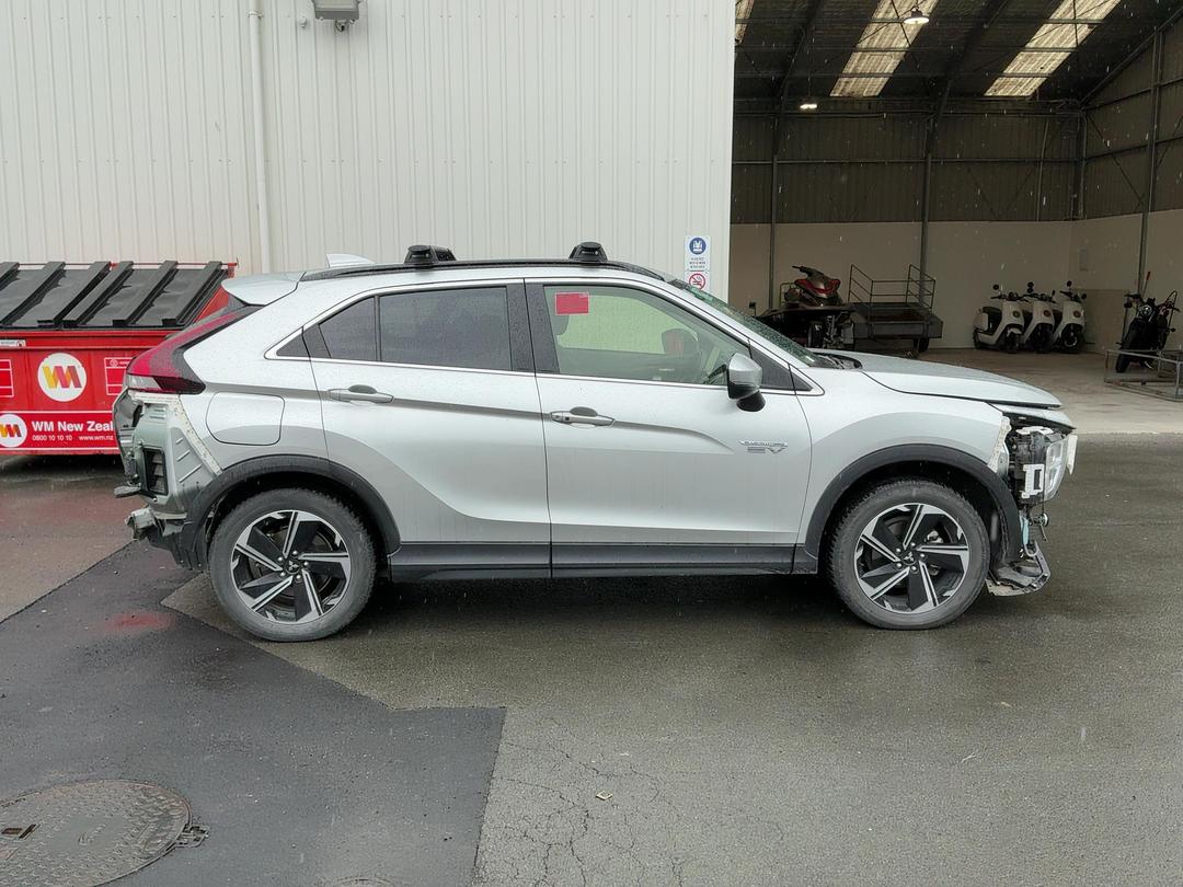 Photo '8' of Mitsubishi Eclipse Cross XLS Photo '8' of Mitsubishi Eclipse Cross XLS