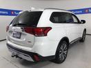 Thumbnail '7' of Mitsubishi Outlander