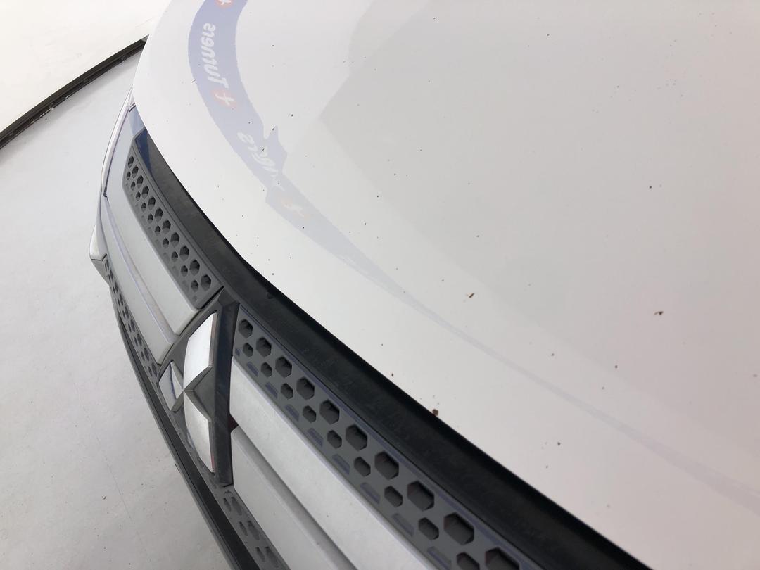 Photo '24' of Mitsubishi Outlander