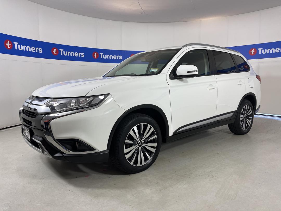 Photo '4' of Mitsubishi Outlander