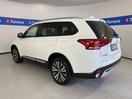 Thumbnail '5' of Mitsubishi Outlander