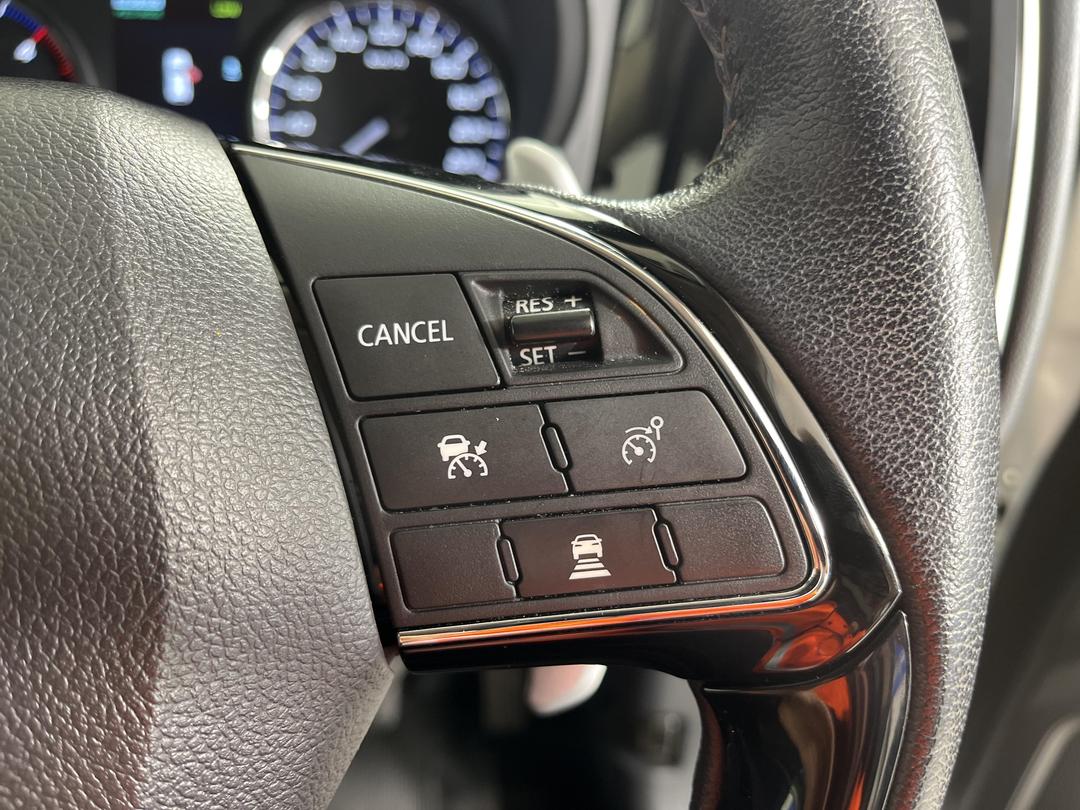 Photo '25' of Mitsubishi Outlander