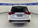 Thumbnail '6' of Mitsubishi Outlander