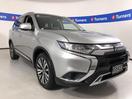 Thumbnail '1' of Mitsubishi Outlander