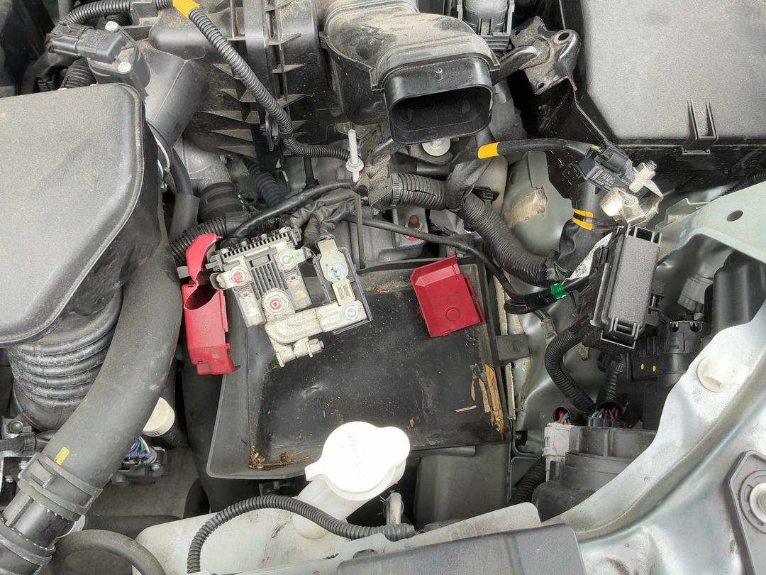 Photo '24' of Mitsubishi Outlander LS Photo '24' of Mitsubishi Outlander LS