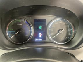 Photo '21' of Mitsubishi Outlander