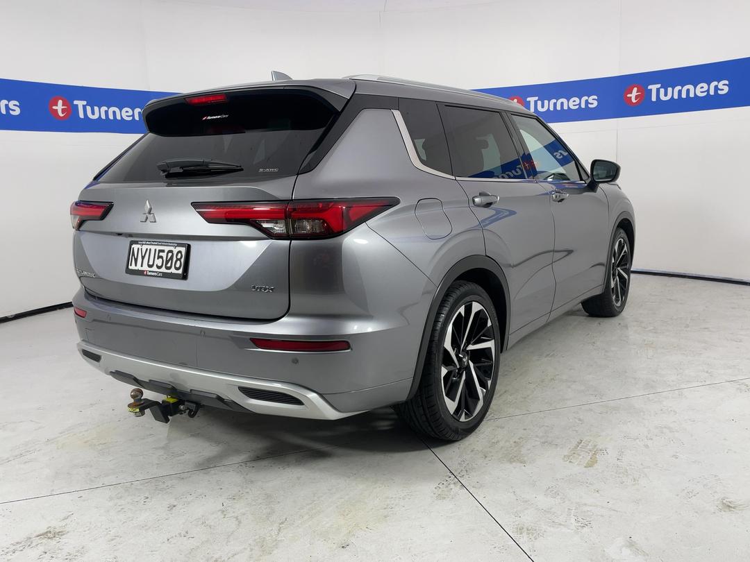 Photo '7' of Mitsubishi Outlander