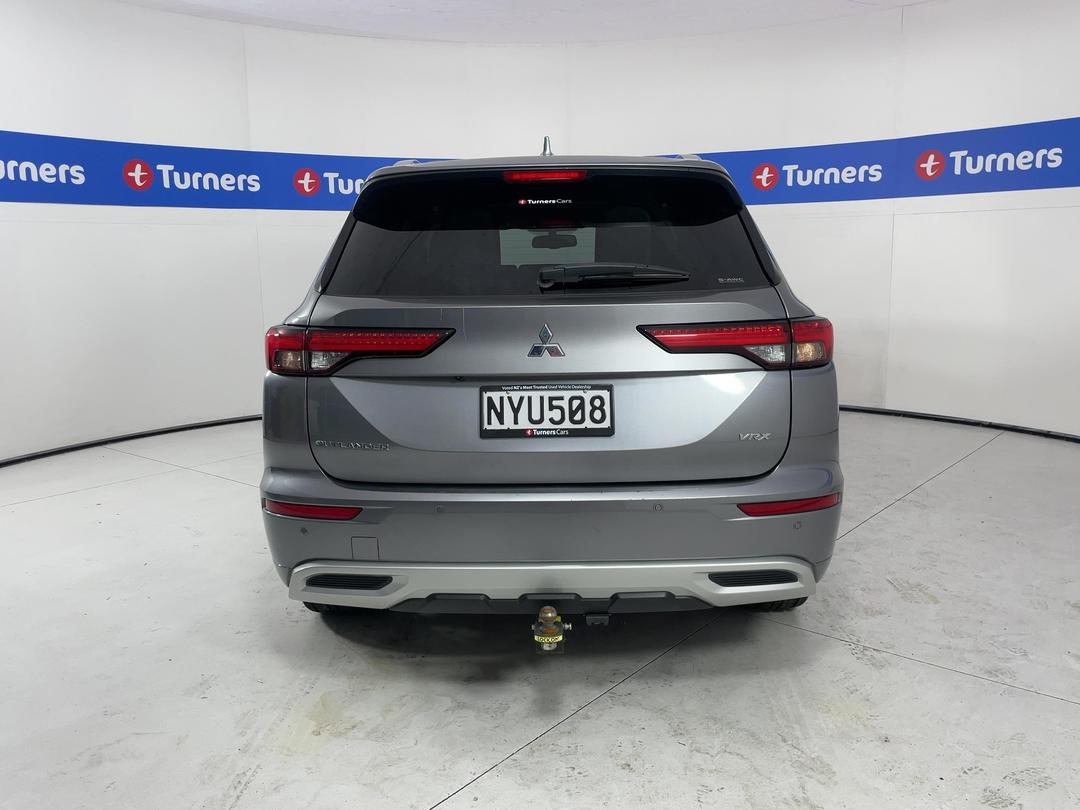 Photo '6' of Mitsubishi Outlander