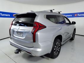 Photo '7' of Mitsubishi Pajero Sport