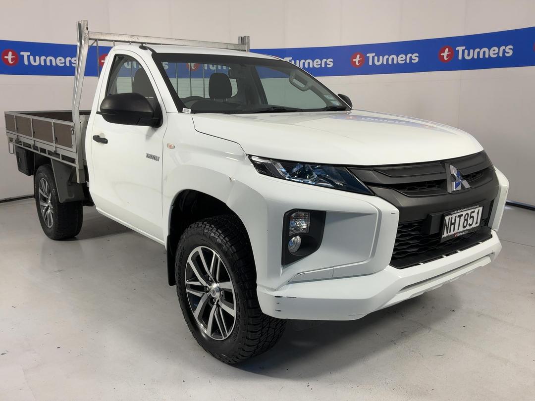 Photo '1' of Mitsubishi Triton