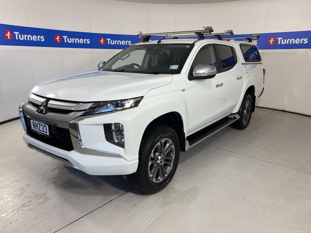 Photo '4' of Mitsubishi Triton