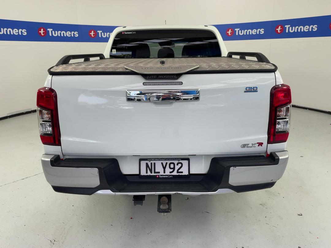 Photo '6' of Mitsubishi Triton