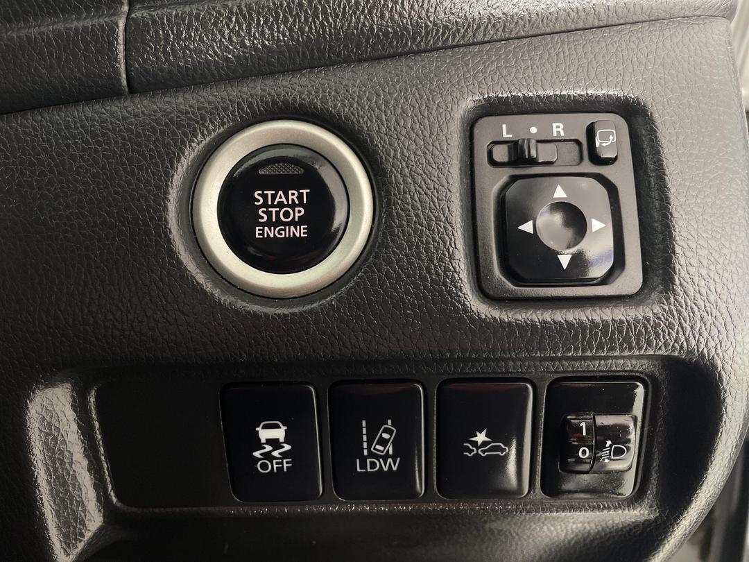 Photo '25' of Mitsubishi Triton