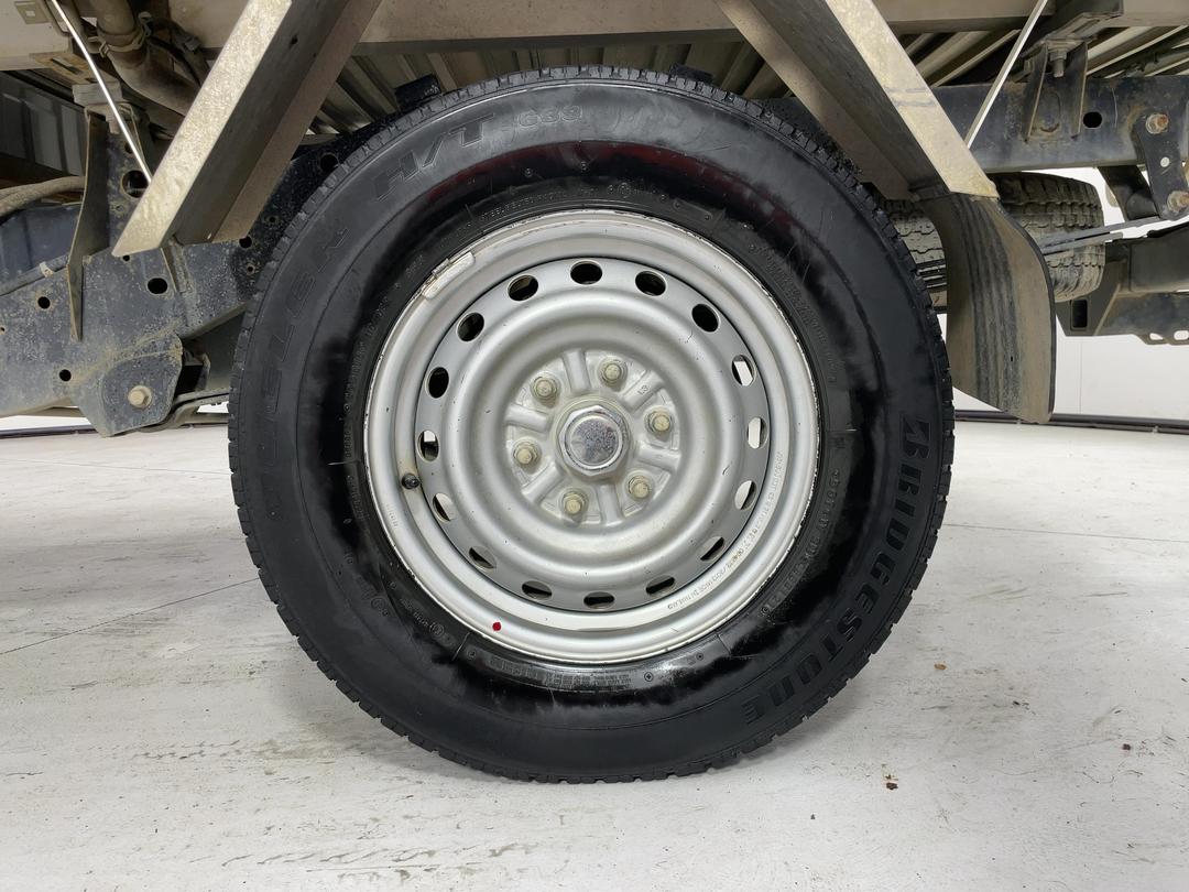 Photo '11' of Mitsubishi Triton