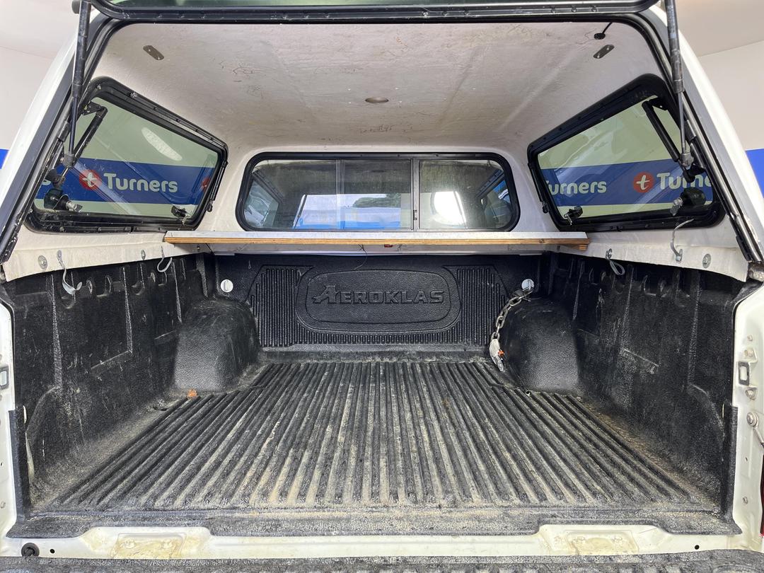 Photo '14' of Mitsubishi Triton