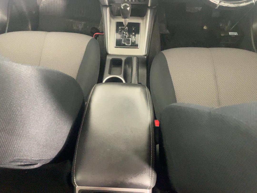 Photo '18' of Mitsubishi Triton