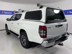 Photo '5' of Mitsubishi Triton