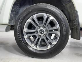 Photo '11' of Mitsubishi Triton