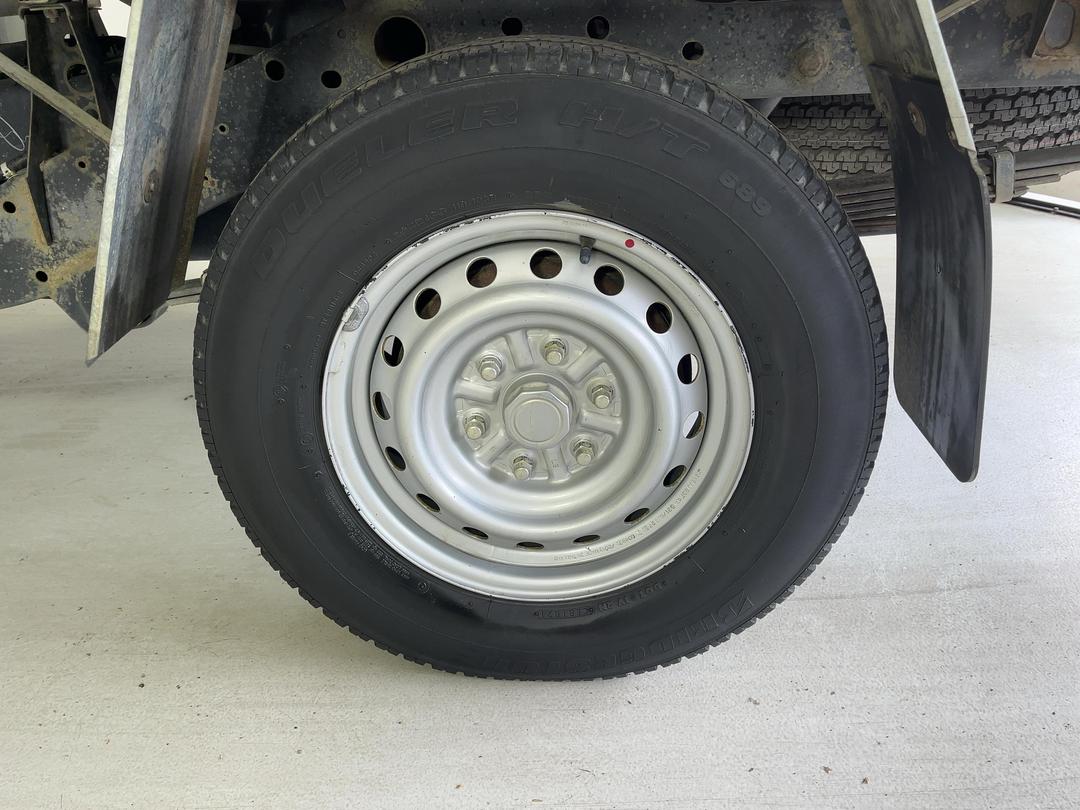 Photo '11' of Mitsubishi Triton