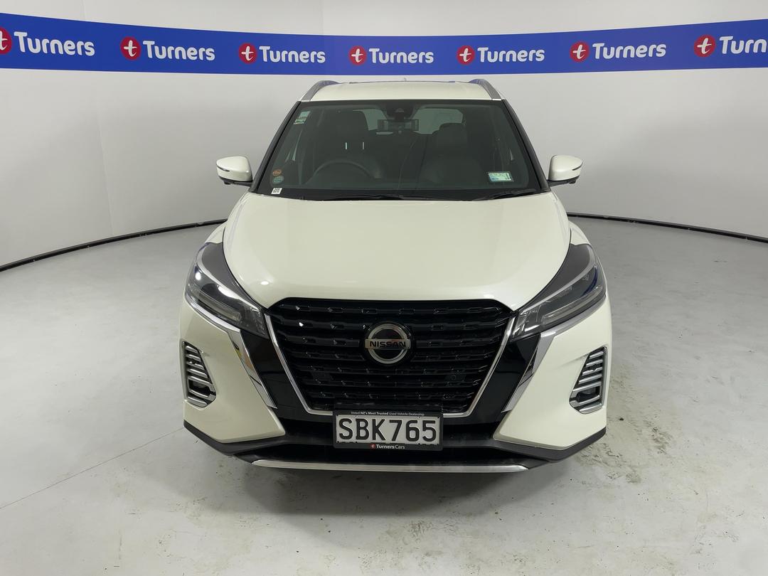 Photo '2' of Nissan Kicks