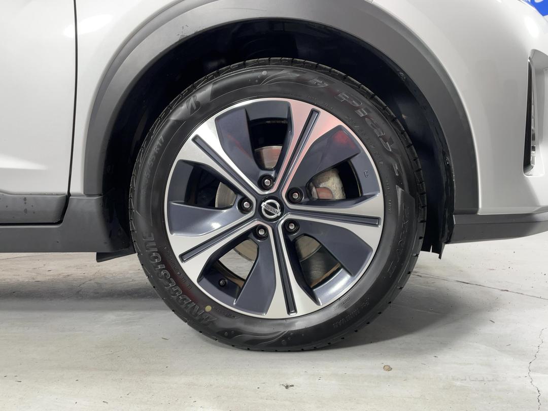 Photo '9' of Nissan Kicks