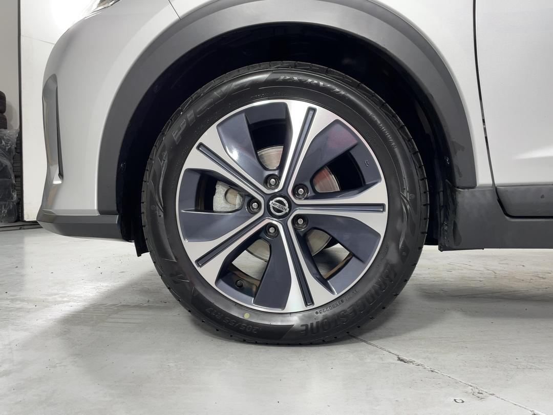 Photo '10' of Nissan Kicks
