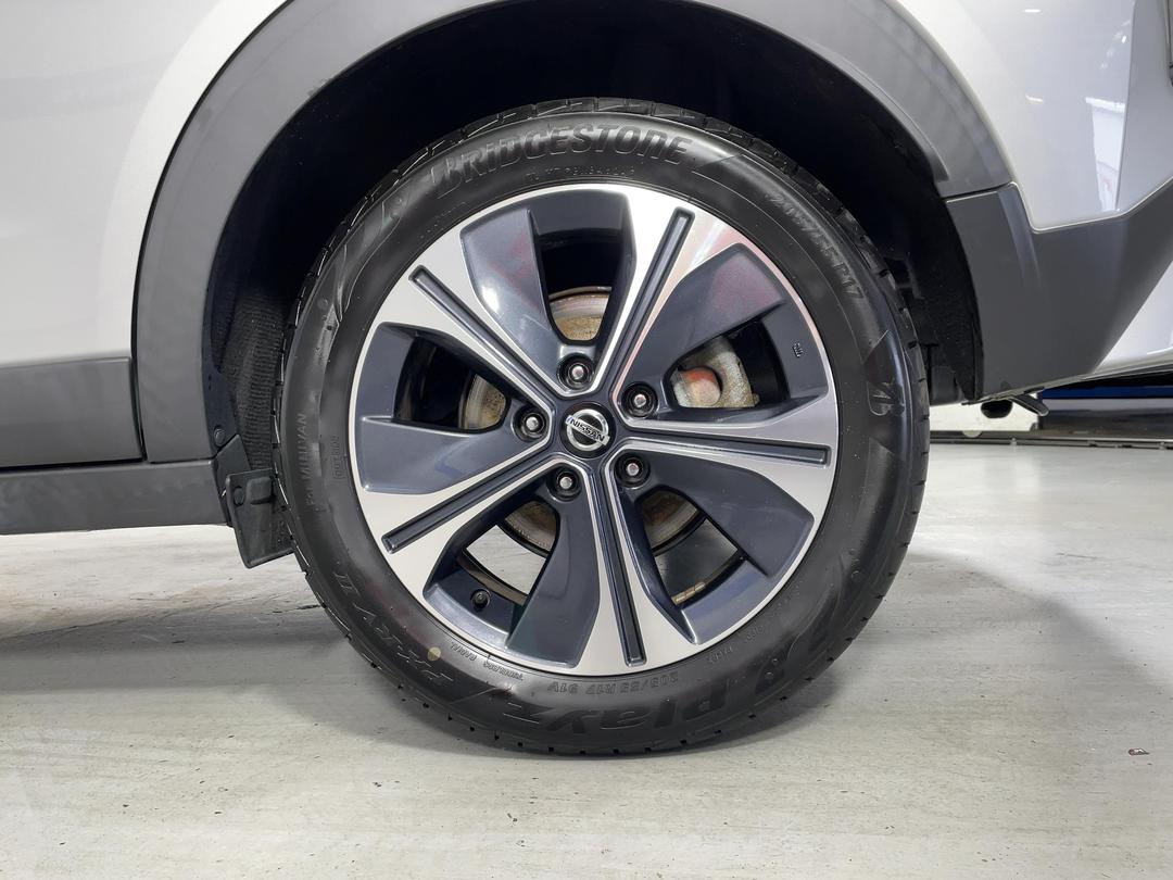 Photo '11' of Nissan Kicks