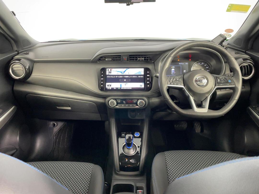 Photo '17' of Nissan Kicks