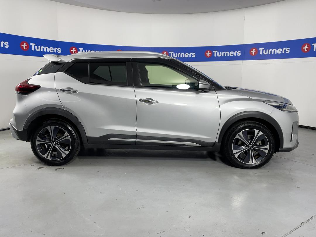 Photo '23' of Nissan Kicks