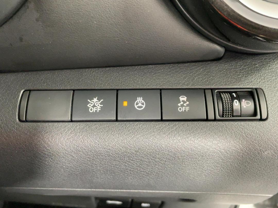Photo '31' of Nissan Kicks