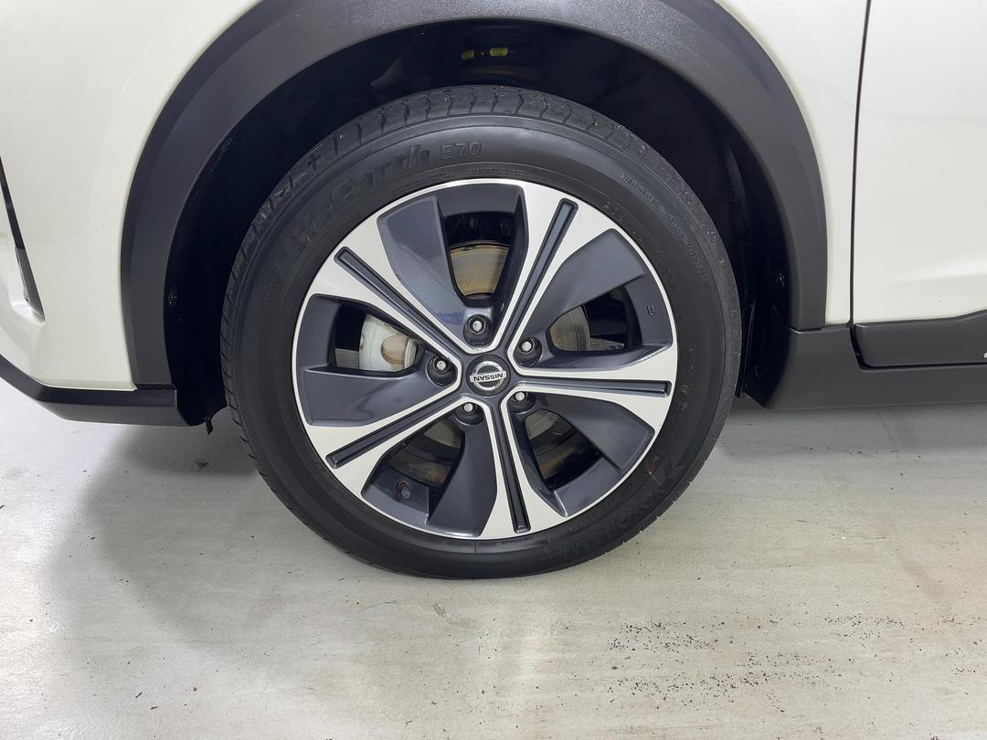 Photo '10' of Nissan Kicks