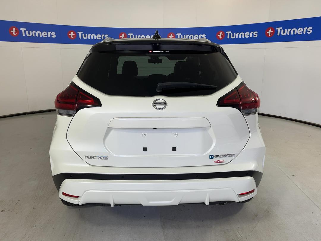 Photo '6' of Nissan Kicks