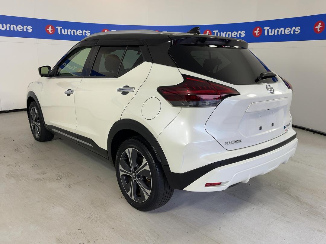 Photo '5' of Nissan Kicks