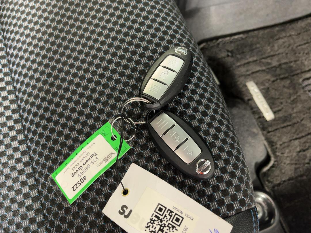 Photo '22' of Nissan Kicks