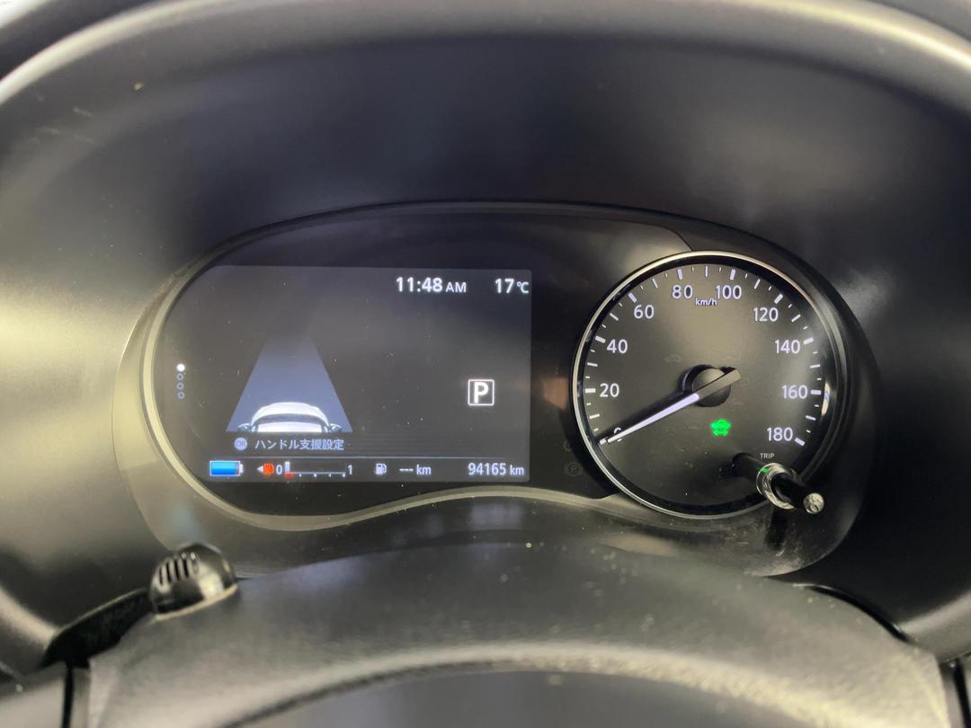 Photo '21' of Nissan Kicks