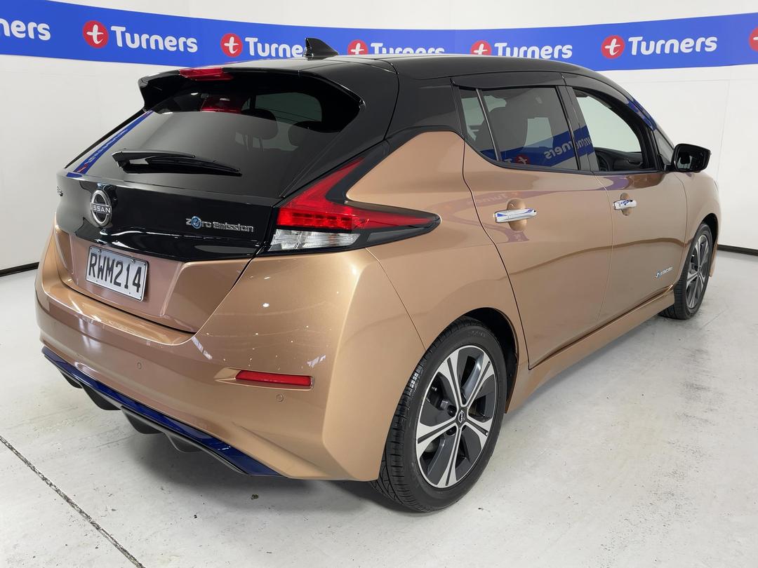 Photo '7' of Nissan Leaf