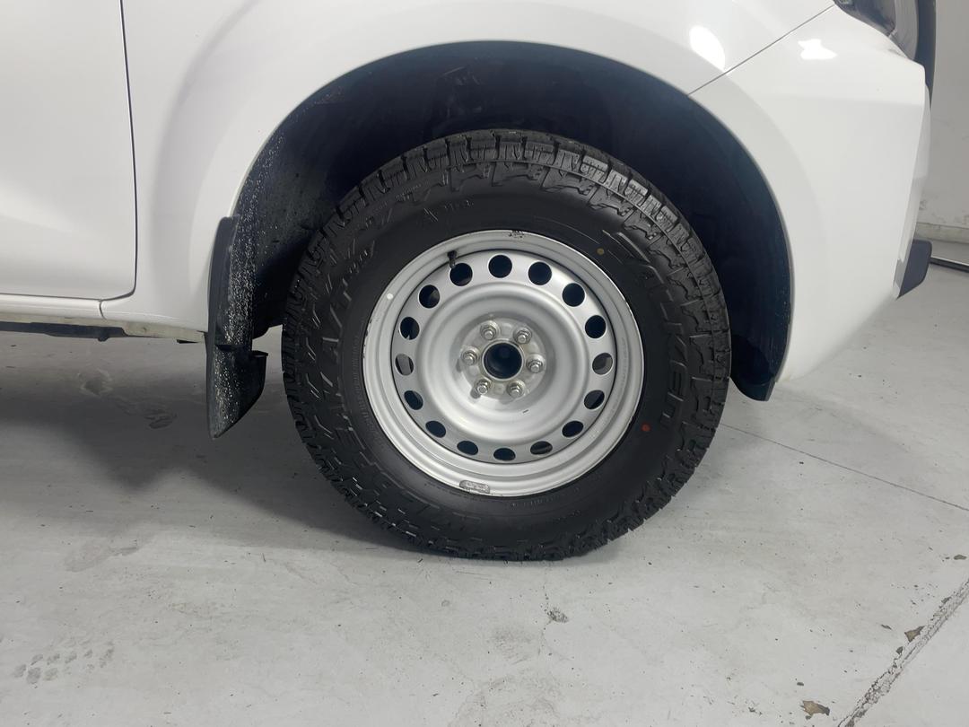 Photo '9' of Nissan Navara