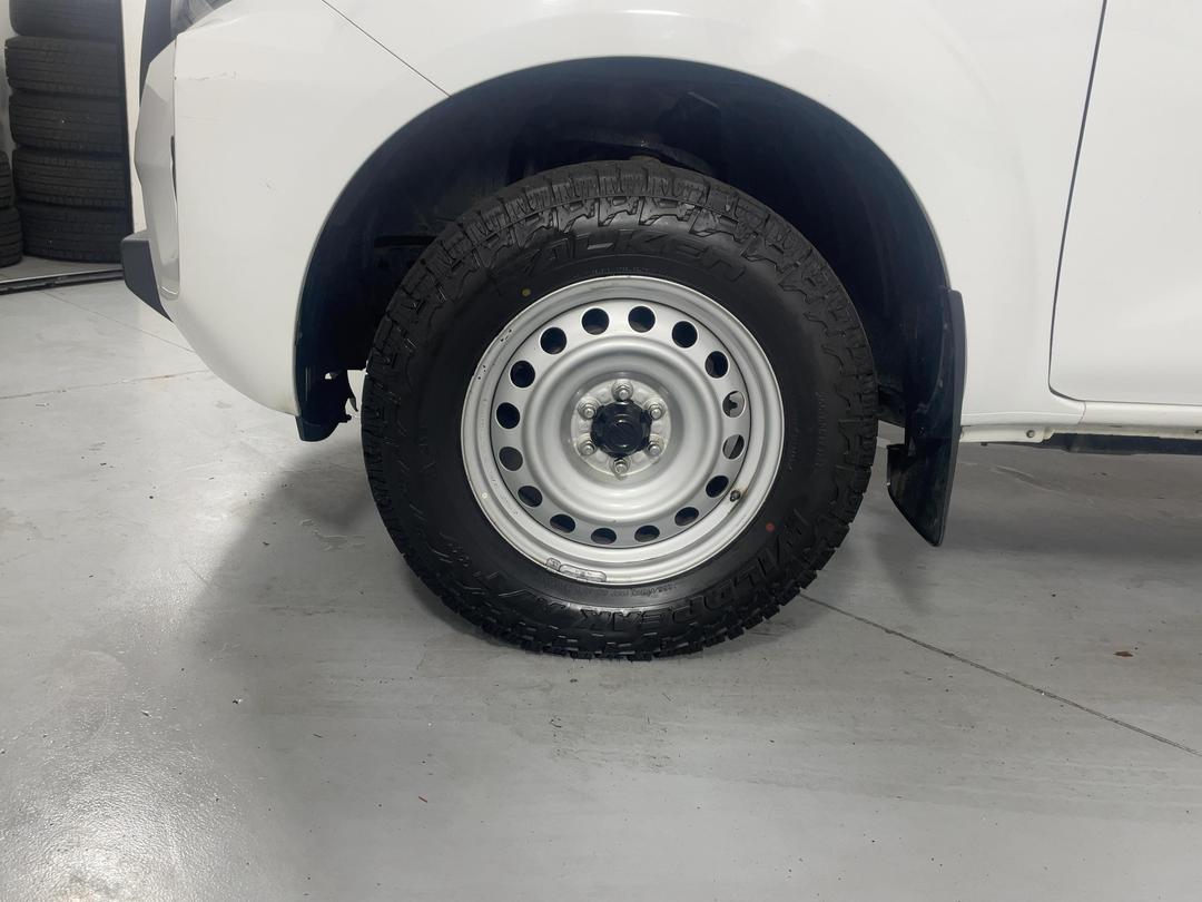 Photo '10' of Nissan Navara