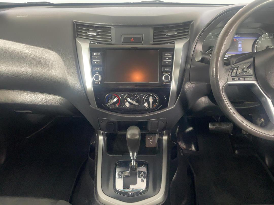 Photo '18' of Nissan Navara