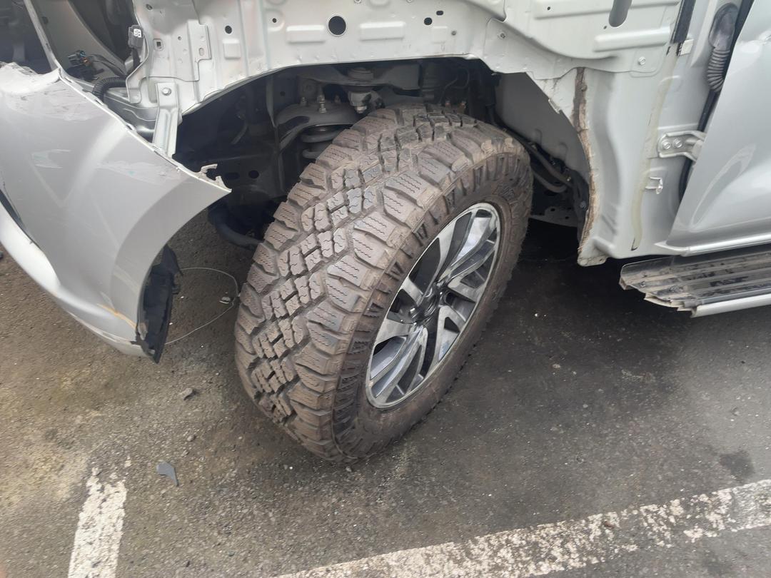 Photo '7' of Nissan Navara ST-X