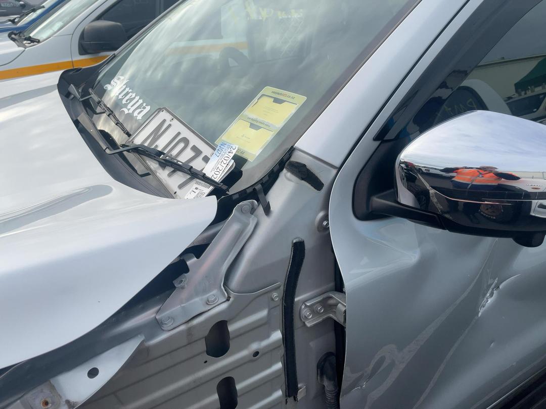 Photo '9' of Nissan Navara ST-X