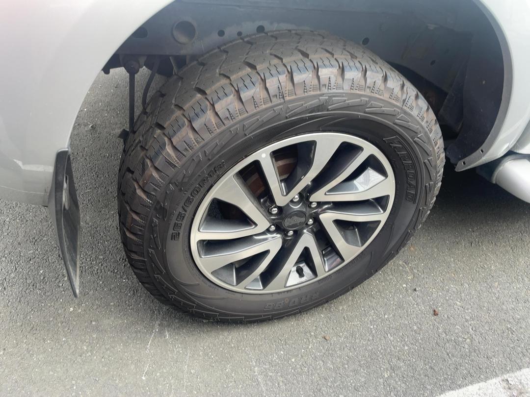 Photo '15' of Nissan Navara ST-X