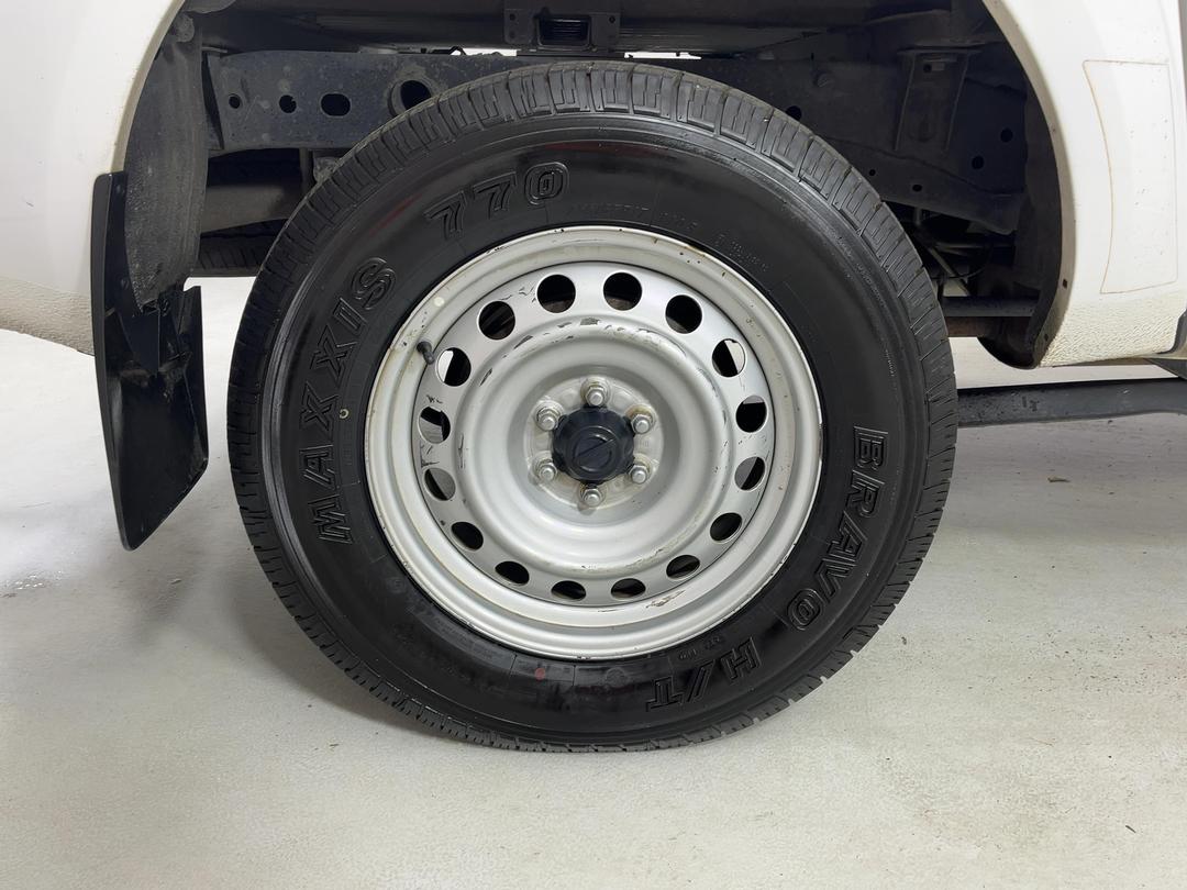 Photo '12' of Nissan Navara