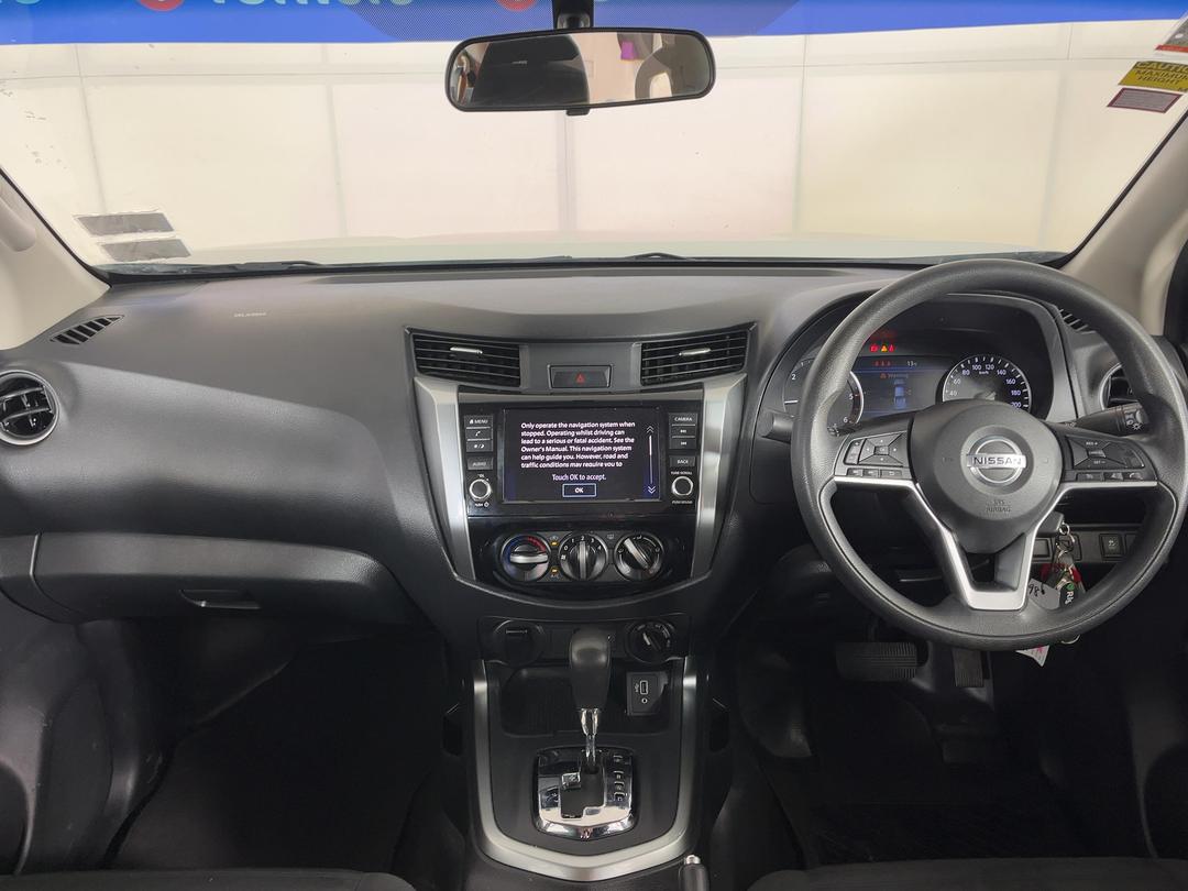 Photo '17' of Nissan Navara