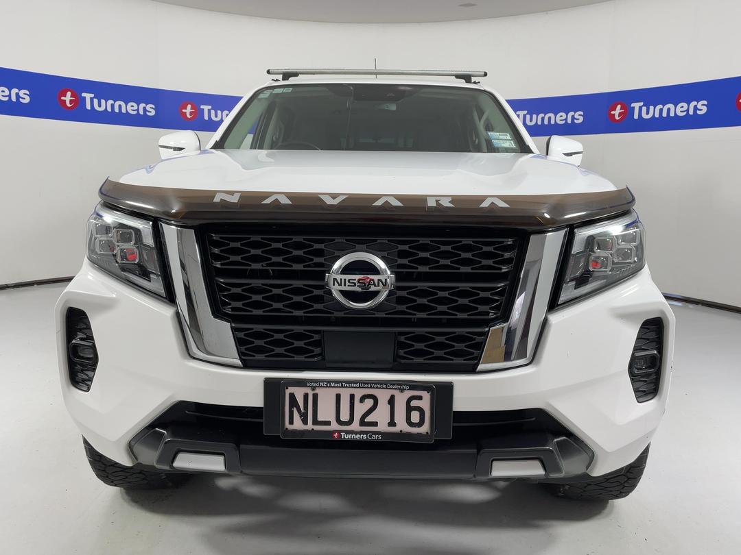 Photo '2' of Nissan Navara